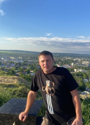 Дмитрий из Керчи 38 лет
