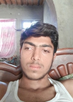 Tayyab, 18, پاکستان, فیصل آباد