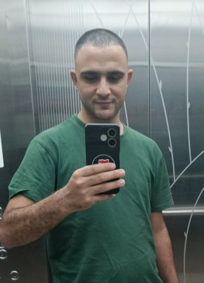 احمد из أبوظبي 24 года