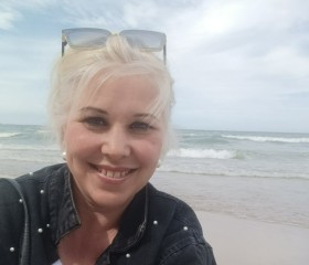 Olga, 48, Kaliningrad