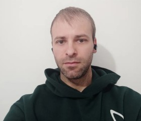 Pyetr Petrov, 40, Plovdiv