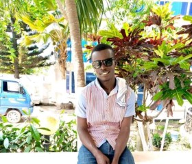 Nana Amoah, 27, Cape Coast