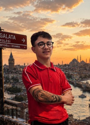 Yiğit из Gaziantep 24 года