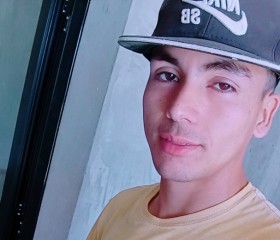 Santi, 24, Rosario