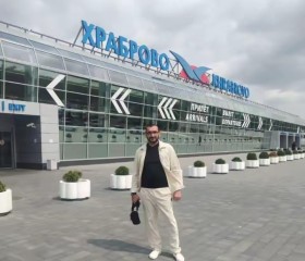 Arman Mumjyan, 46, Yerevan