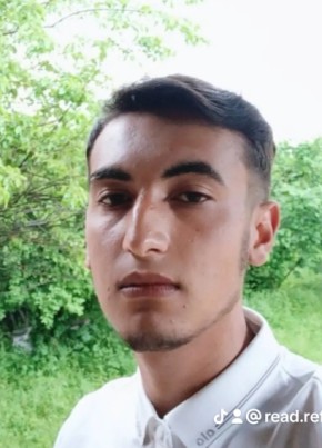 Unknown из Geoktschai 18 лет
