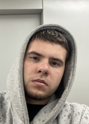 Александр из Ейска 22 года