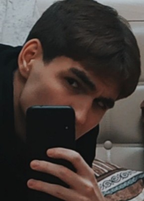 Макс из Чебоксары 24 года