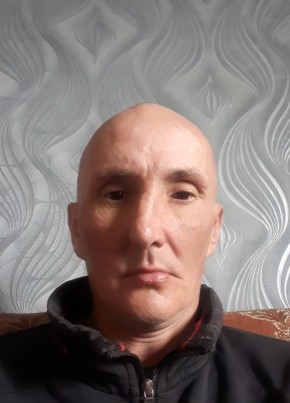 Максим, 40, Россия, Кодинск