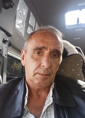 Виталий из Ессентуки 57 лет