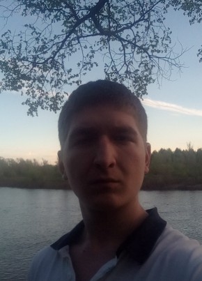 Oleg Kryuchkov, 27, Russia, Samara