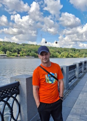 Николай из Санкт-Петербурга 43 года