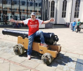 AJ, 47, Littlehampton