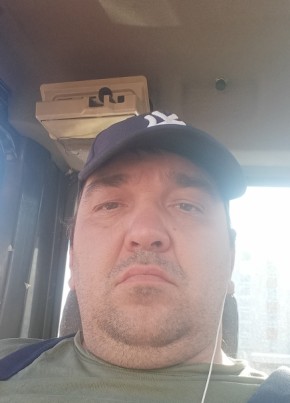 Олег, 41, Россия, Тюмень