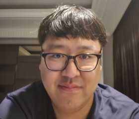 Sung Min Lee, 37, Ulsan