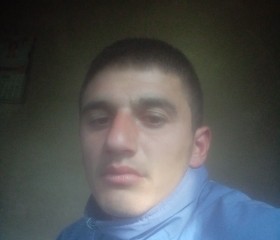 Josif Karaj, 22, Elbasan
