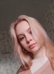 Marta, 23, Saint Petersburg