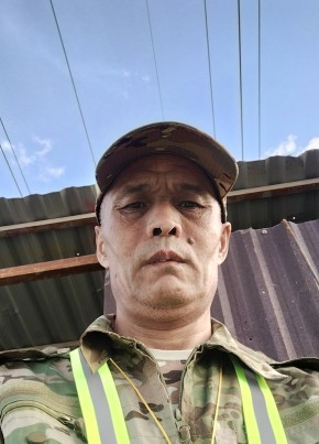 Амрали из Бишкека 57 лет