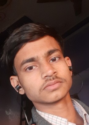 Golu, 18, India, Sardhana