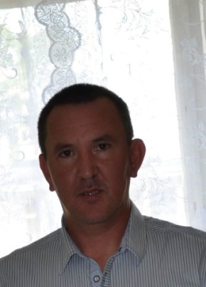 Олег, 50, Россия, Волхов