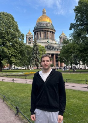 Саша из Москвы 20 лет