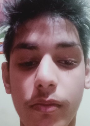 Raja Mathur, 18, India, New Delhi