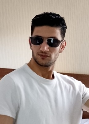 Mohammed, 28, United Kingdom, London