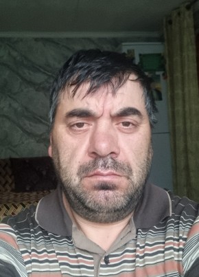 Абдухалик из Бежты 47 лет