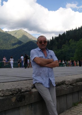Игорь, 62, Россия, Сочи
