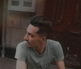 Mostafa, 30, Cairo