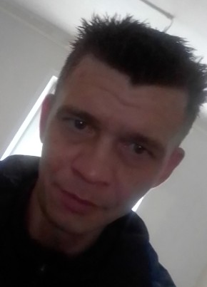 Иван, 42, Россия, Берёзовский