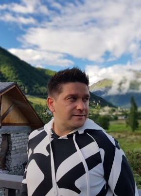 Maksim, 39, Russia, Moscow