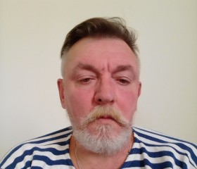 Benjamin, 65, Le Locle