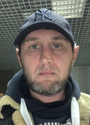 vladimir, 23, Russia, Tikhoretsk