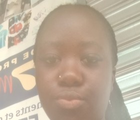 Fiona, 23, Yaounde