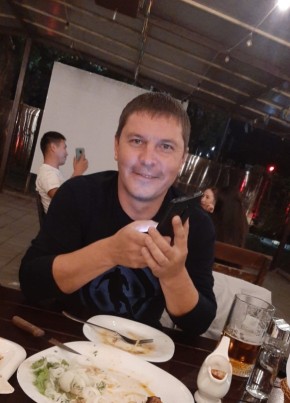 Артем из Рязани 44 года