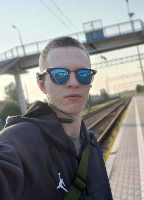 Евгений из Калининграда 20 лет