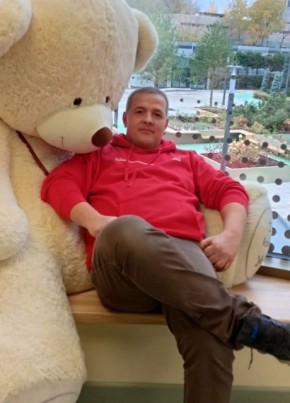 Artyem, 40, Russia, Moscow