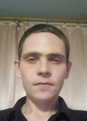 Анатолий, 32, Россия, Долинск