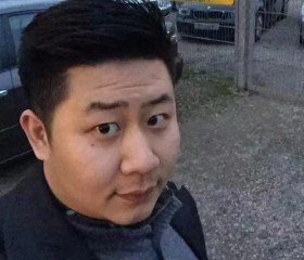Shuaizhen Peng, 35, Nanning