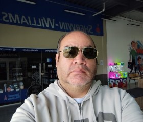 Alan, 45, Mexico City