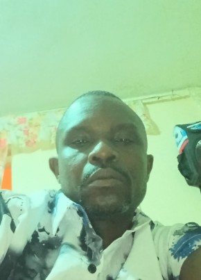 Hezron из Nairobi 45 лет
