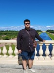 Roman, 25, Saint Petersburg