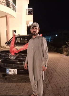 Sharez, 40, Pakistan, Islamabad