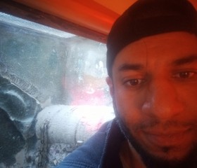 Bader, 38, Namur