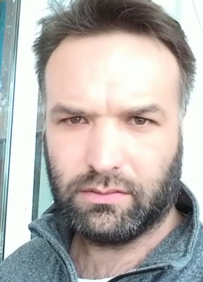 Денис, 44, Россия, Татищево