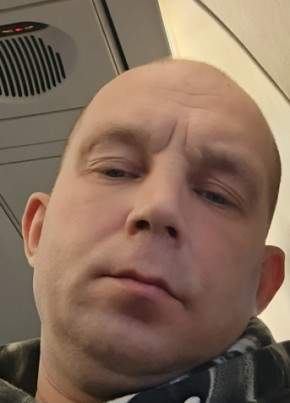 Алексей из Зырянское 42 года