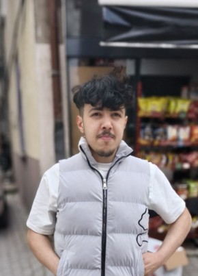 Abdualh из Konya 18 лет