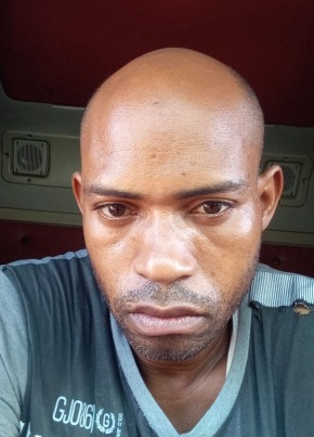 Rafael, 38, República de Santo Domingo, Bajos de Haina