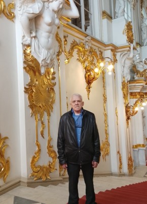 Михаил из Соликамска 18 лет